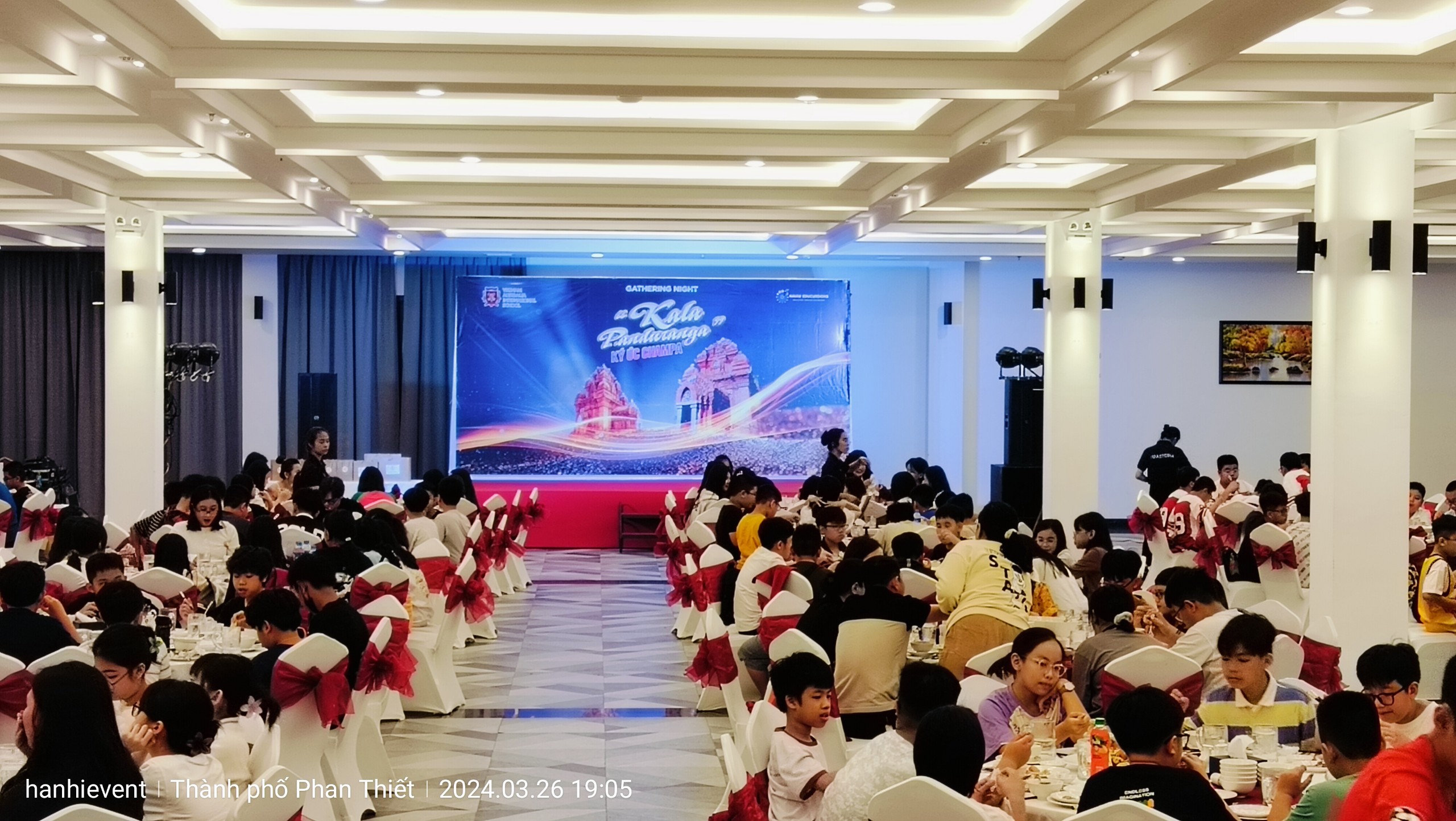 Âm thanh ánh sáng sân khấu gala dinner,team building Mũi Né