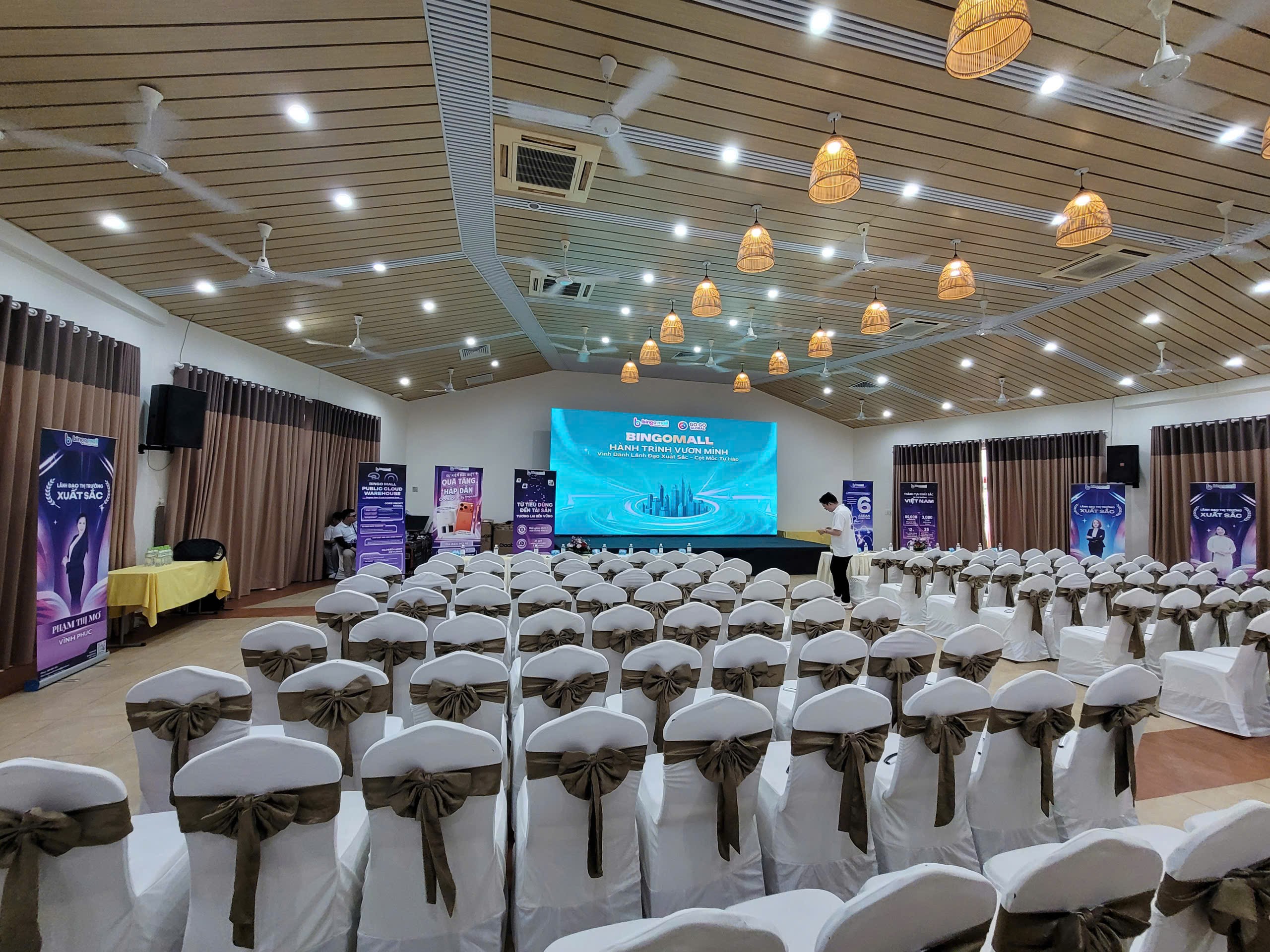 Âm thanh ánh sáng, màn hình led hội nghị tại Bình Thuận, Ninh Thuận chuyên nghiệp