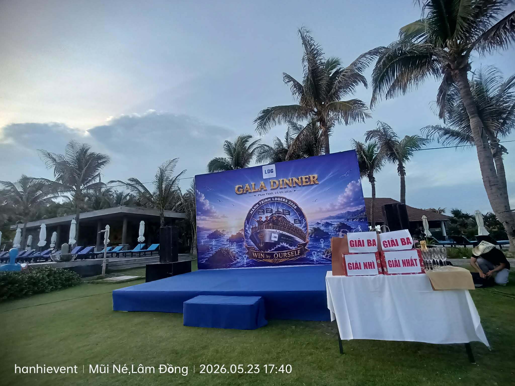 Cung Cấp, Cho Thuê Âm Thanh Ánh Sáng Sân Khấu Gala Dinner Phan Thiết Mũi Né Kê Gà Ninh Thuận Giá Rẻ Uy Tín