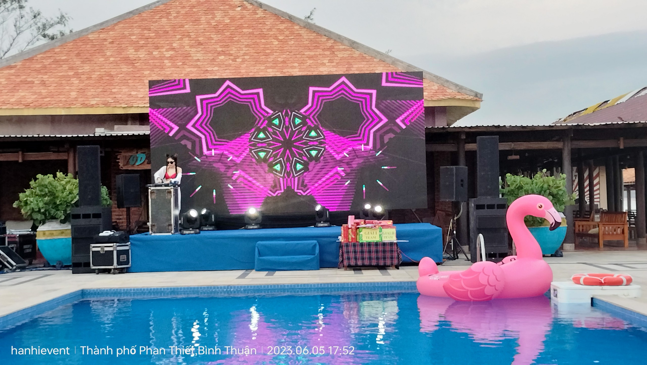 Dj pool party Ninh Thuận