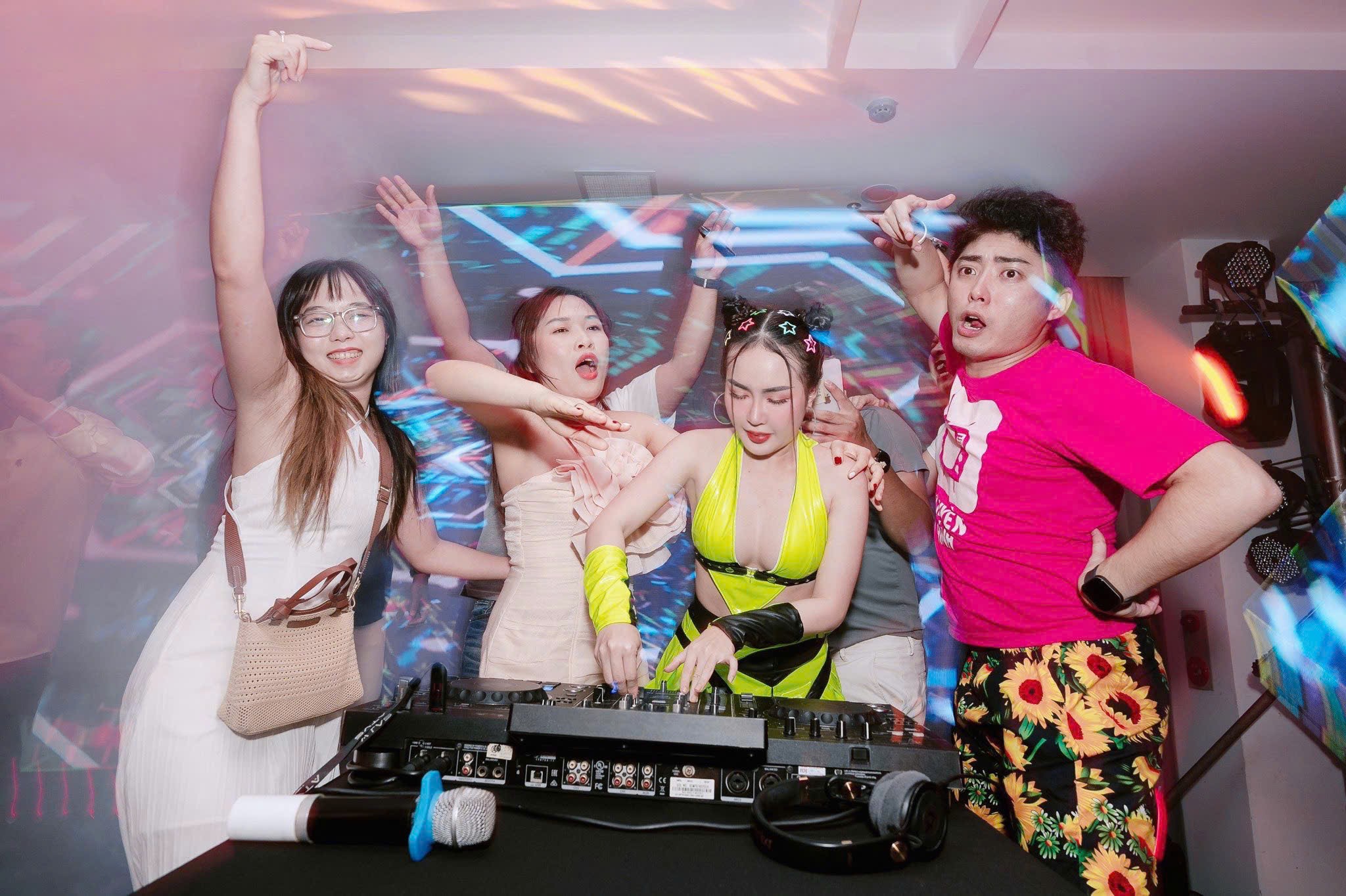 Dj nữ chuyên nghiệp Ninh Thuận, Bình Thuận