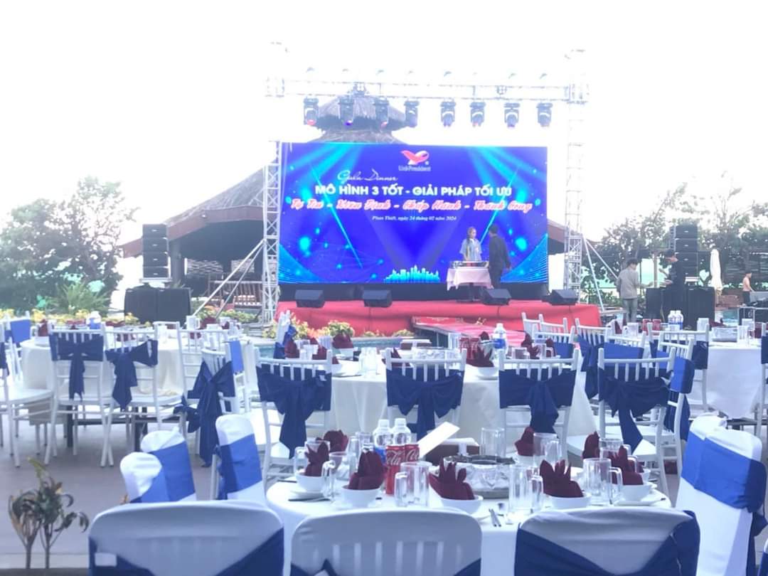 Hệ thống âm thanh ánh sáng year end party, pool party chuyên nghiệp Bình Thuận Phan Thiết